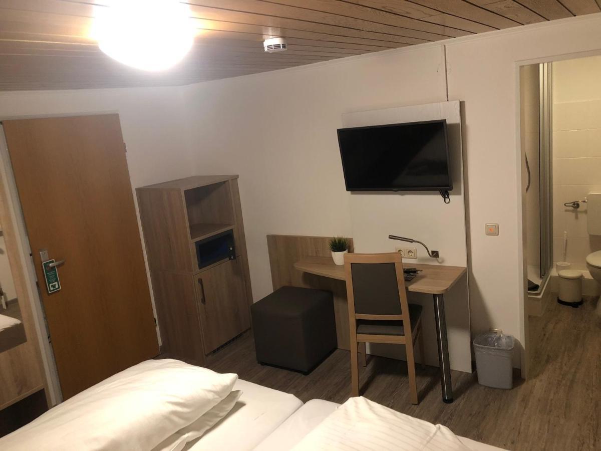 Heeren'S Hotel Garni Bensersiel Exteriör bild
